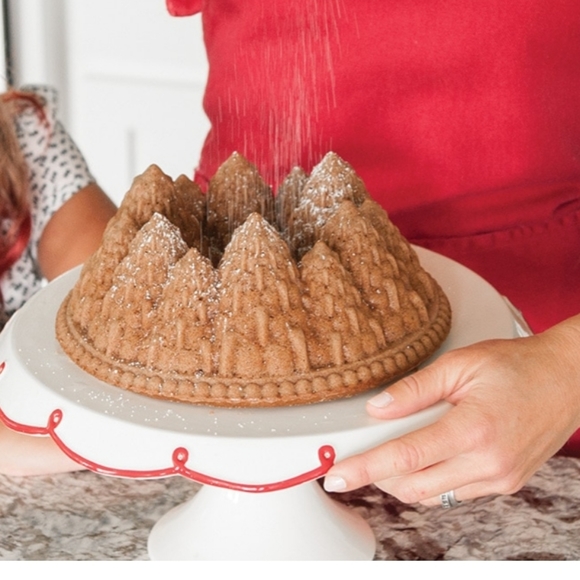 Nordicware Pine Forest Bundt cake Pan - Picture 3 of 12